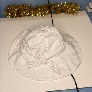 White Bucket Hat kids